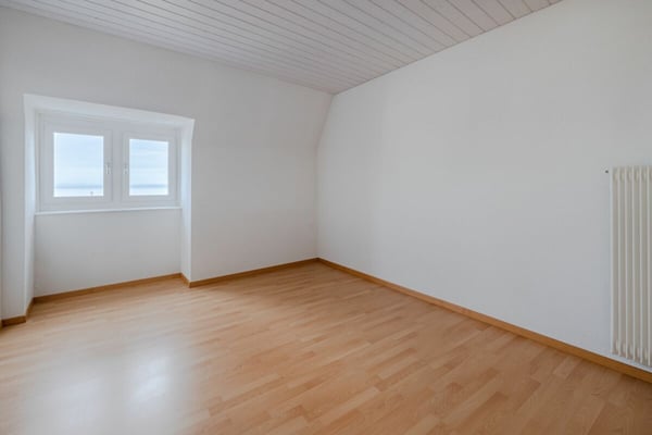 Einzigartige Dachwohnung in Seenähe 12