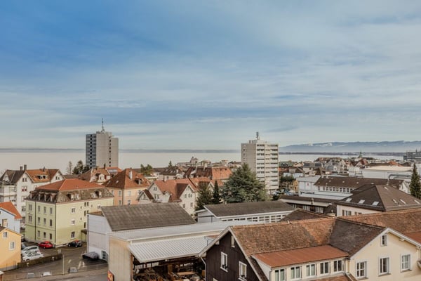 Einzigartige Dachwohnung in Seenähe 15
