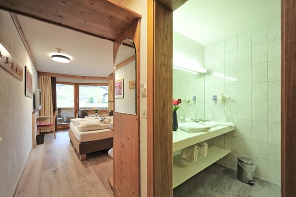 Attraktive Investitionsmöglichkeit - schöne Hotelanlage in Top-Destination 10