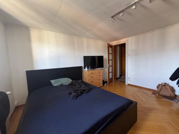 À vendre : Appartement combles 1,5?p avec potentiel 3,5?p à Bulle 5