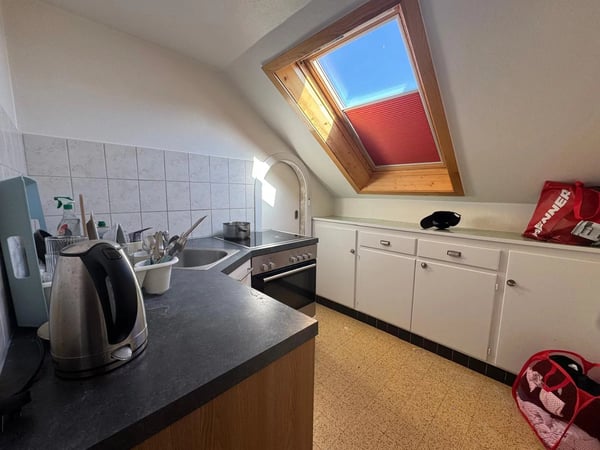 À vendre : Appartement combles 1,5?p avec potentiel 3,5?p à Bulle 8