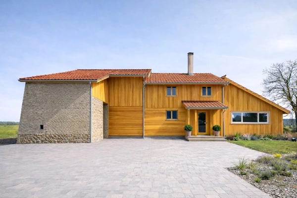 A VENDRE : Projet de vie au vert, maison 4.5 pièces + 2 boxes chevaux 2