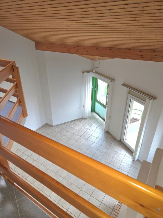 Helle 1½-Zimmerwohnung mit Galerie und Cheminée in Busswil zu vermieten 12