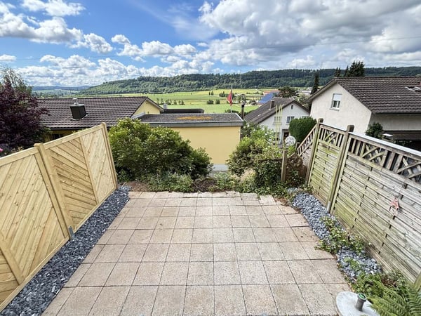 Modernes, frisch renoviertes 4½-Zimmer-Reihenfamilienhaus mit Garten in Pieterlen zu vermieten 11
