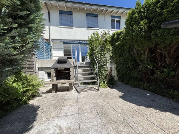 Modernes, frisch renoviertes 4½-Zimmer-Reihenfamilienhaus mit Garten in Pieterlen zu vermieten 9