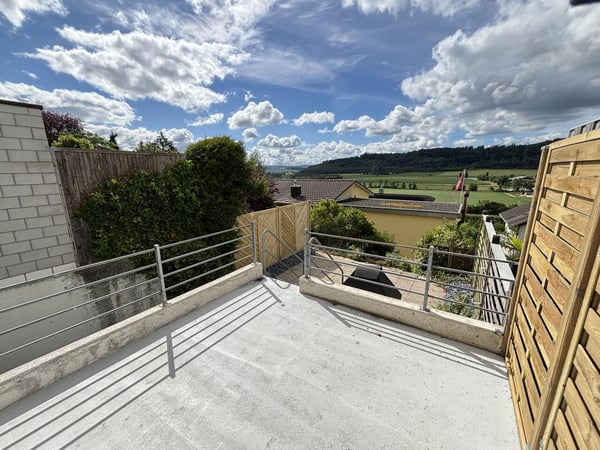 Modernes, frisch renoviertes 4½-Zimmer-Reihenfamilienhaus mit Garten in Pieterlen zu vermieten 8