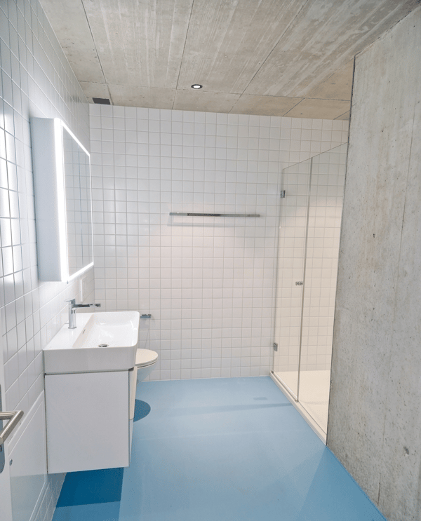 Moderne 2-Zimmerwohnung mit grosser Loggia und Gartenanteil in Lyss zu vermieten 5