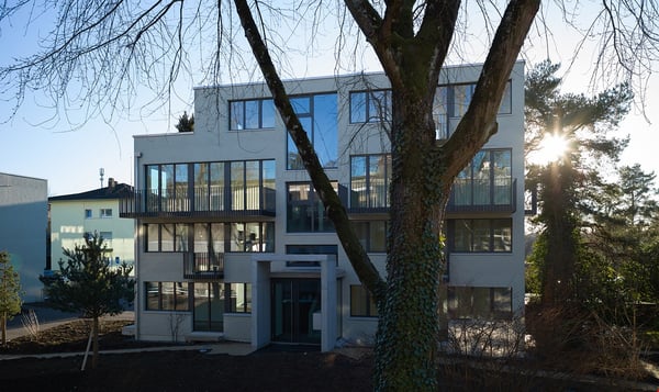 Attraktive 3½-Zimmer Attikawohnung mit grosser Loggia und Terrasse 2