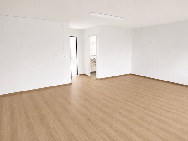 Helles 2-Zimmer-Büro mit Lagerraum an zentraler Lage in Lyss zu vermieten 5