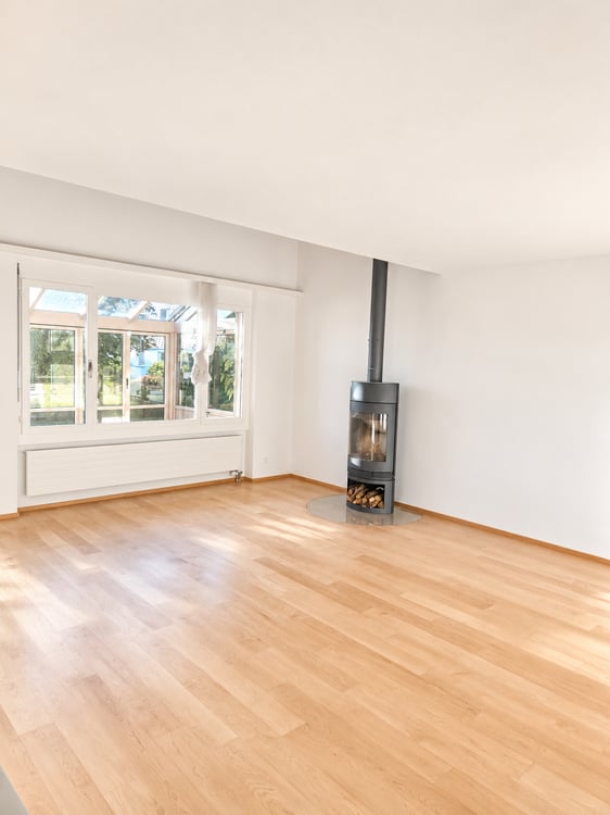Grosszügiges Einfamilienhaus mit Wintergarten und Garten in Brügg zu vermieten 46