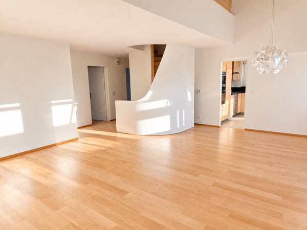 Grosszügiges Einfamilienhaus mit Wintergarten und Garten in Brügg zu vermieten 48