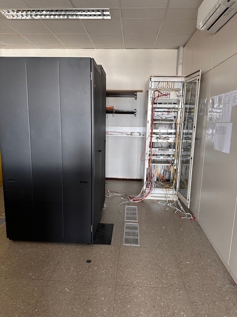 Ausgebaute Büros mit angrenzender Lagerfläche 8