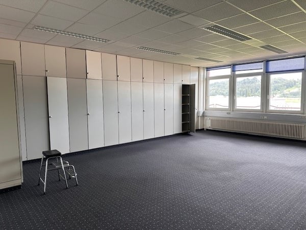 Klimatisierte Büros mit Weitsicht zu vermieten 9