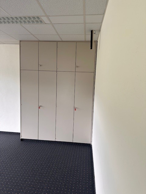 Klimatisierte Büros mit Weitsicht zu vermieten 6