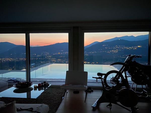 Lussuoso Appartamento Duplex, vista lago 180 gradi con Inifity Pool 7