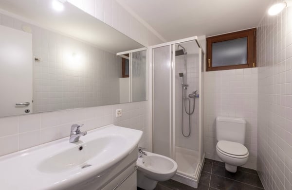 Villa con piscina e vista lago 180gradi - vendita diretta dal proprietario 10