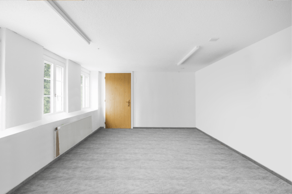 Renoviertes freistehendes Einfamilienhaus mit Umschwung 9