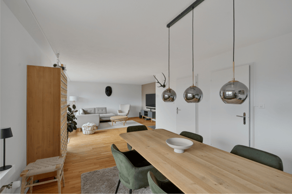 Liebevoll renoviertes Einfamilienhaus mit traumhafter Aussicht 2