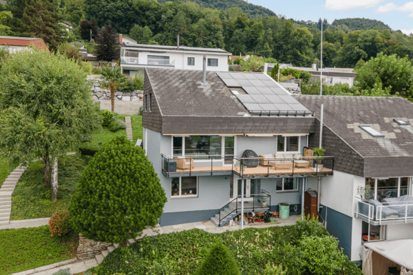 Liebevoll renoviertes Einfamilienhaus mit traumhafter Aussicht 9