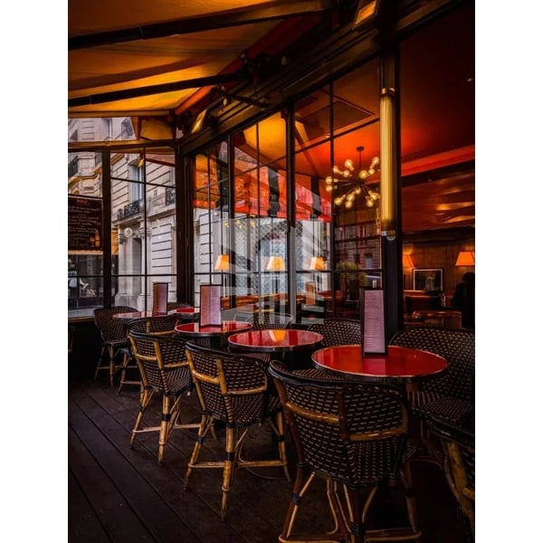 Café-restaurant au centre de Montreux 11