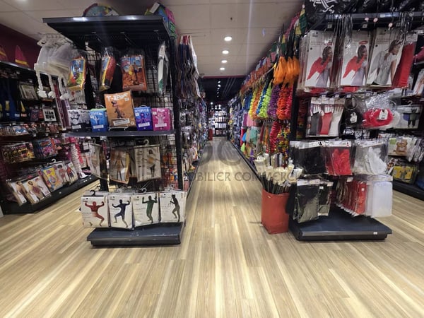 Superbe arcade dans le centre commercial Belair 6