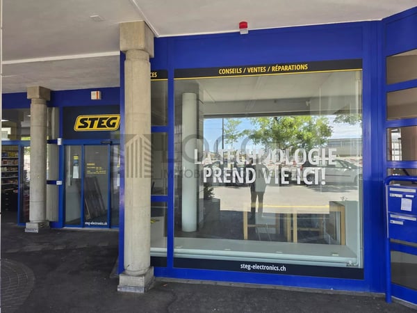 Locaux polyvalents sur la ligne du tram 2