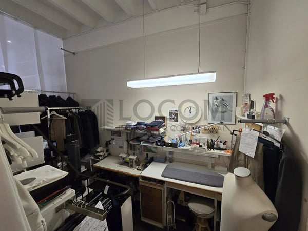 Belle arcade de 82 m² à la rue de la Paix à côté d'Hermès 9