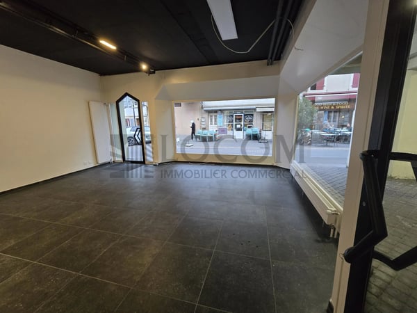 MORGES CENTRE ? Arcade commerciale de 50 m² à louer | 2 belles vitrines | Boutique, showroom ou services 7