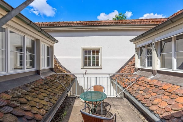 Büro im Dachgeschoss eines historischen Gebäudes 9