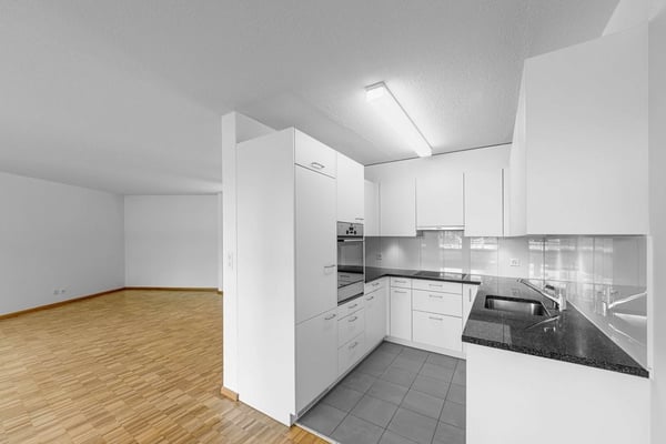 Moderne Wohnung in gepflegter Überbauung 2