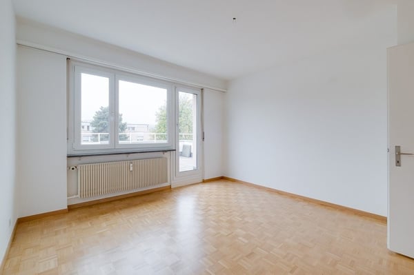 Attika mit Weitblick und aussergewöhnlicher Terrasse 4