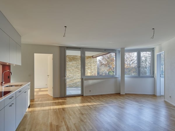 Moderne Überbauung in Reinach 3
