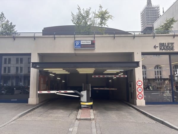 Auto-Einstellplatz im Zentrum der Stadt 14