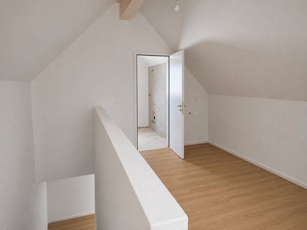 Moderne 2.5-Zimmer Maisonettewohnung 2