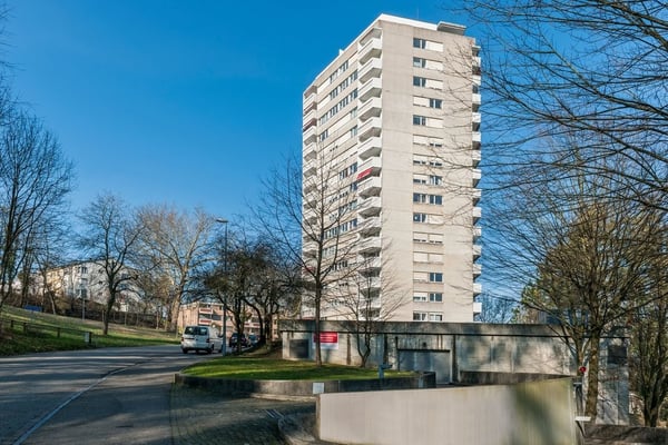 Diverse Einstellplätze zu vermieten 1