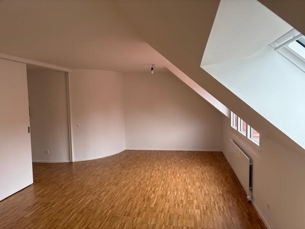 Charmante 2.5-Zimmer-Wohnung mit Balkon und Rhein-Nähe 5