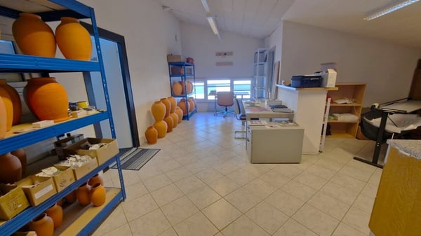 IDEAL POUR COMMERCE/SHOWROOM/ARTISANT 7