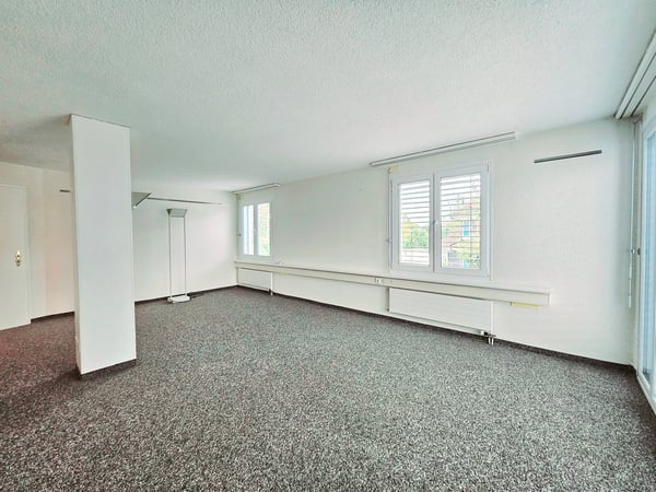 heller Büro- / Praxisraum 3