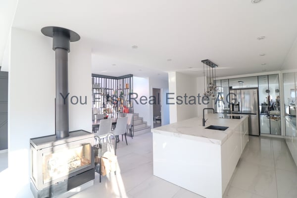 FRANKREICH: Exklusive Qualitätsimmobilie zwischen Freiburg und Basel 3