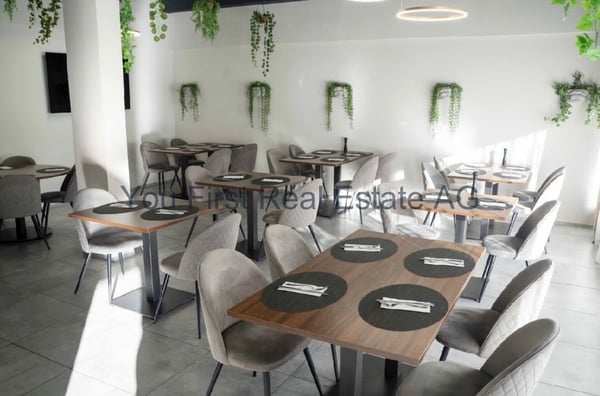 Neuwertiger Gastronomiebetrieb  vollständiges Inventar und Infrastru 3