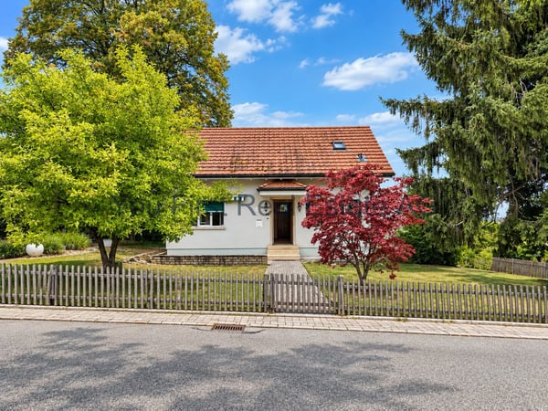 Einfamilienhaus mit Weitblick & Entwicklungspotenzial auf 980 m² 2
