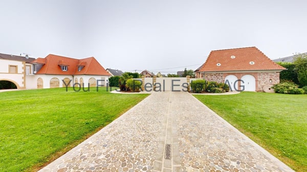 Einzigartige Villa 10