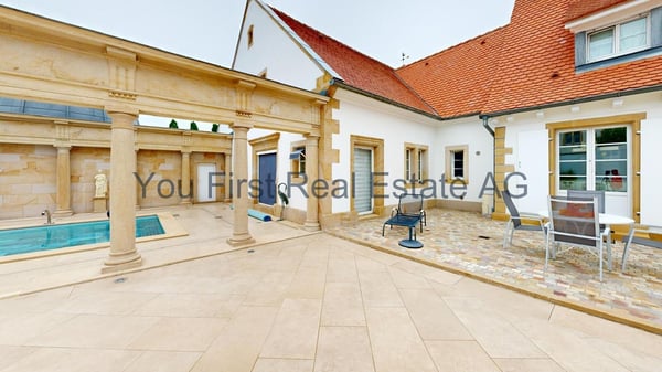 Einzigartige Villa 2