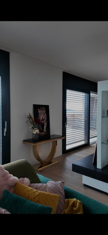 Licht. Luft. Luxus. – Exklusive 1.5-Zimmer-Attikawohnung mit Jacuzzi & Wintergarten 6