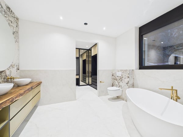 Exklusiver Neubau 2025 – 1.5-Zi. Terrassenwohnung mit 130 m² Panorama 23