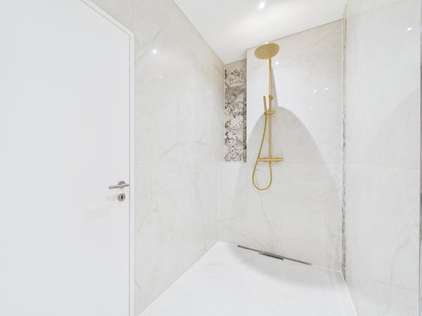 Exklusiver Neubau 2025 – 1.5-Zi. Terrassenwohnung mit 130 m² Panorama 19