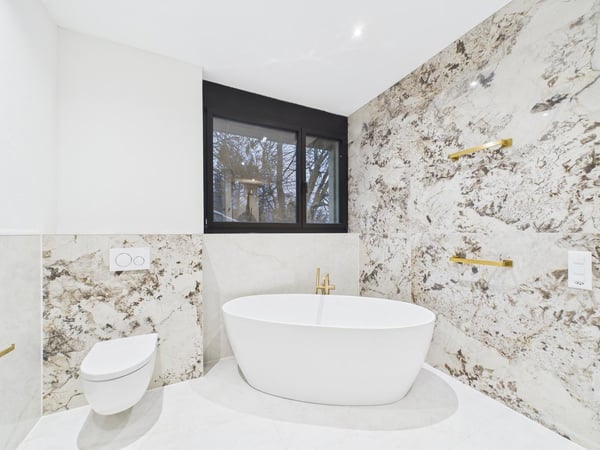 Exklusiver Neubau 2025 – 1.5-Zi. Terrassenwohnung mit 130 m² Panorama 22