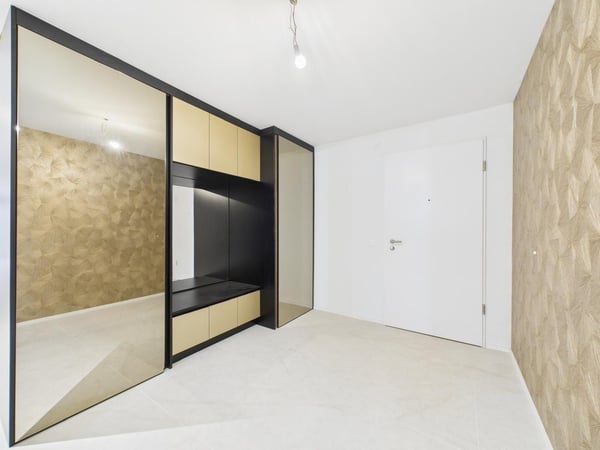 Luxuriose Terrassewohnung mit Panoramablick und Fitnessraum! 1