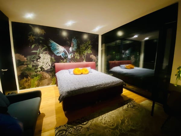 Luxuriös mit Wintergarten, 2 Ged.sitzplätze, 2 Terrassen & Swimingpool 12