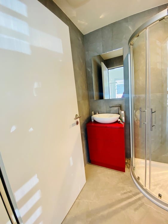 Wohnung oder Gewerbeplatz, Beste Angebot!!! 2